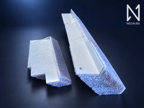 Batch of small serially produced bent clear polycarbonate parts