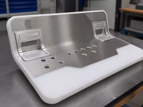 The stainless steel plate before assembly