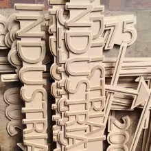 Cutting and engraving wood